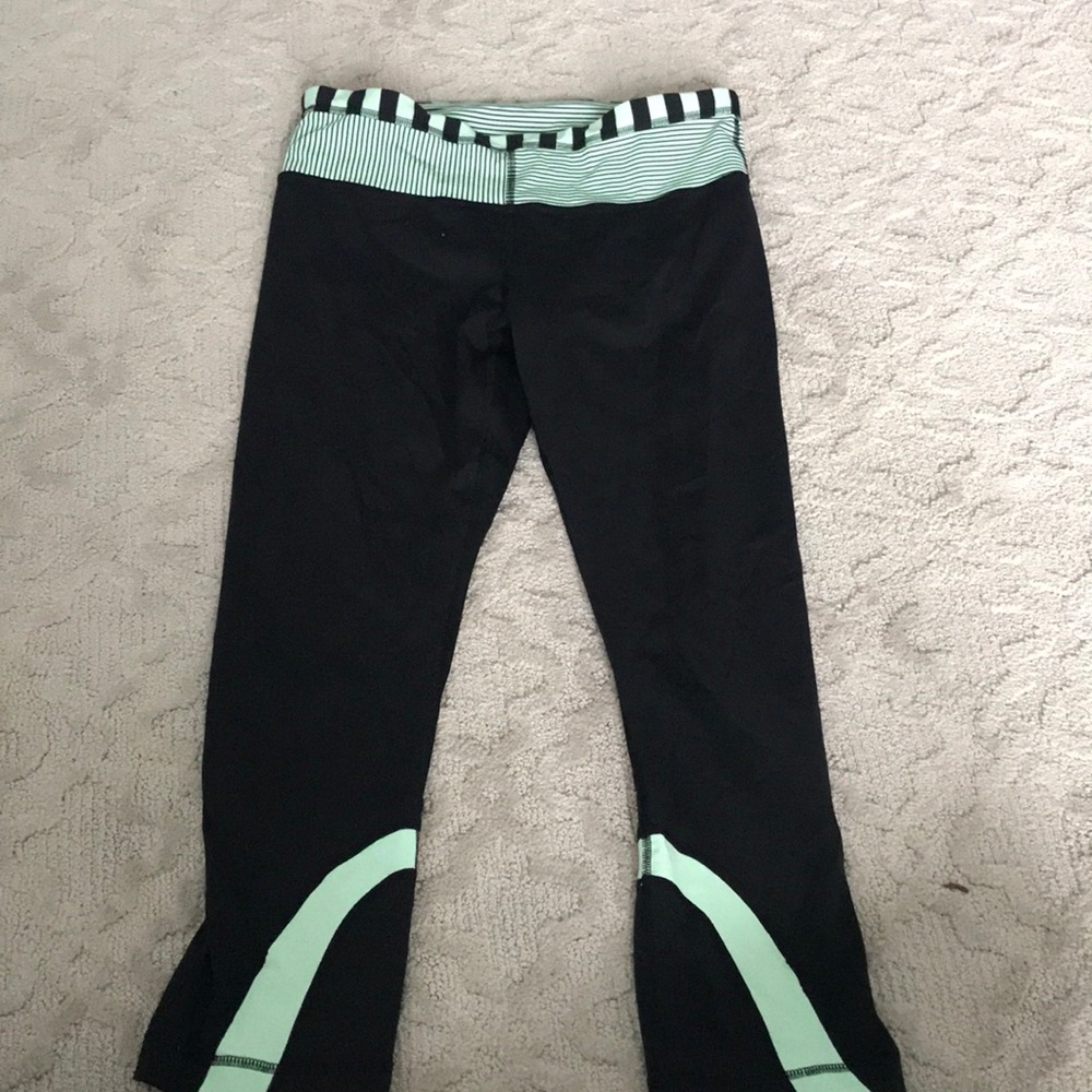 Lululemon run inspire crops